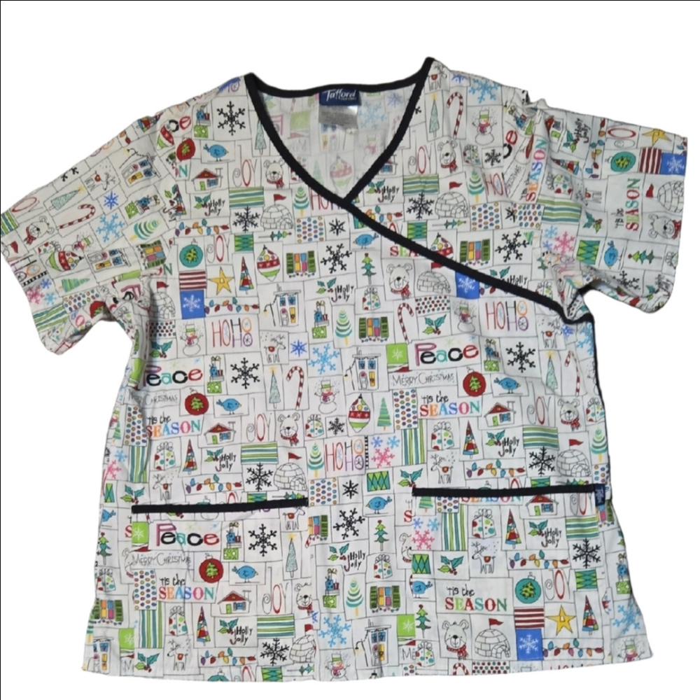 ♡Tafford Holiday Christmas Print Scrub Top Medium